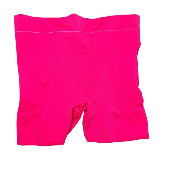 Medium 4 Piece Shapewear Lot Black Pink and Nude - Picture 2 of 10